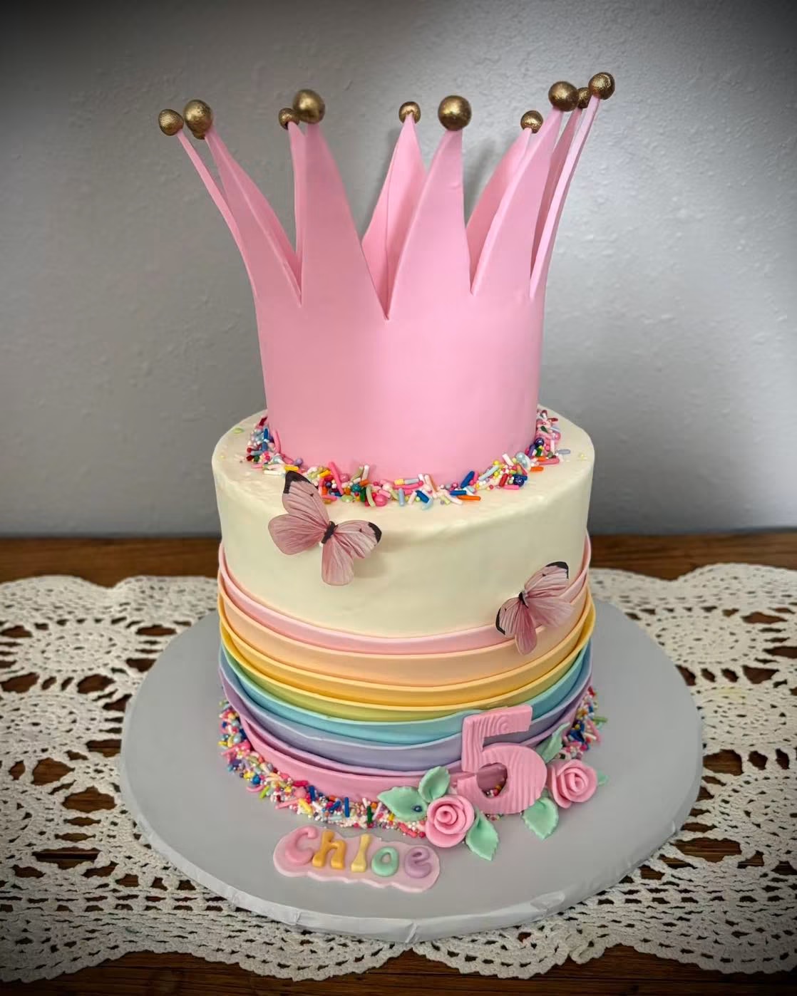 A crown fit for a birthday princess: Chloe turns 5